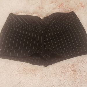 Guess shorts black with white stripes new with tag